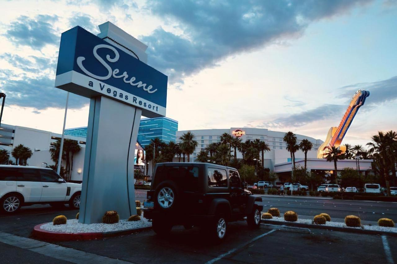 Serene Vegas Boutique Hotel Лас Вегас Екстериор снимка